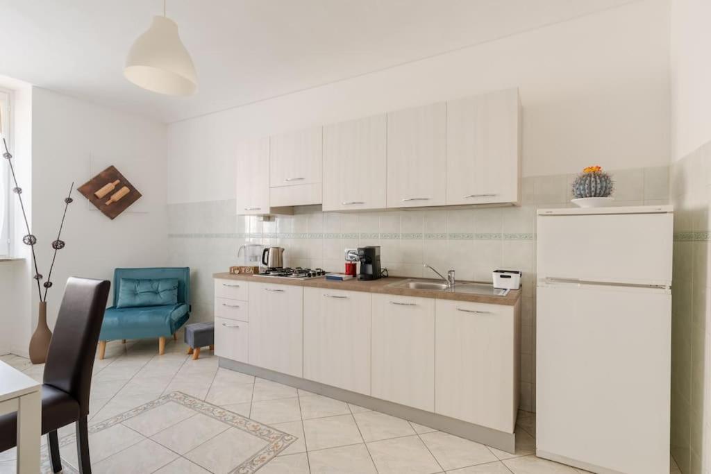 Casa Regina 3, Nel Centro Di Alba! Lägenhet Exteriör bild